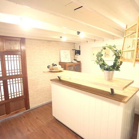 Blue Jasmine Hostel بانكوك المظهر الخارجي الصورة