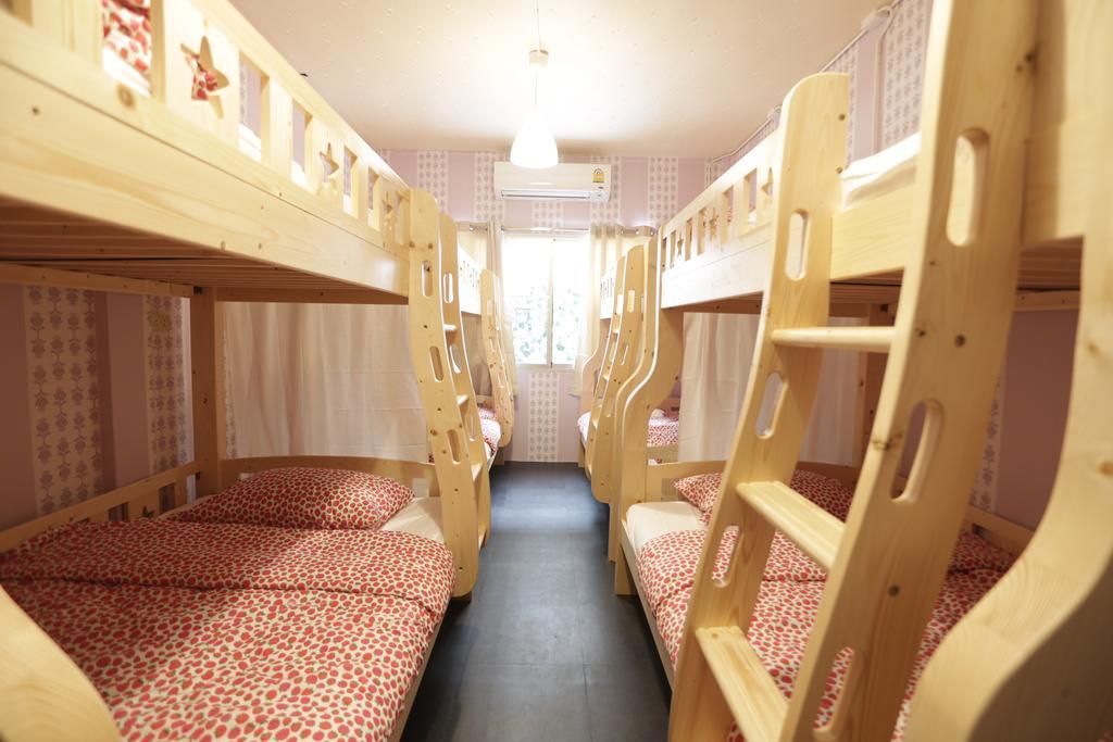 Blue Jasmine Hostel بانكوك الغرفة الصورة