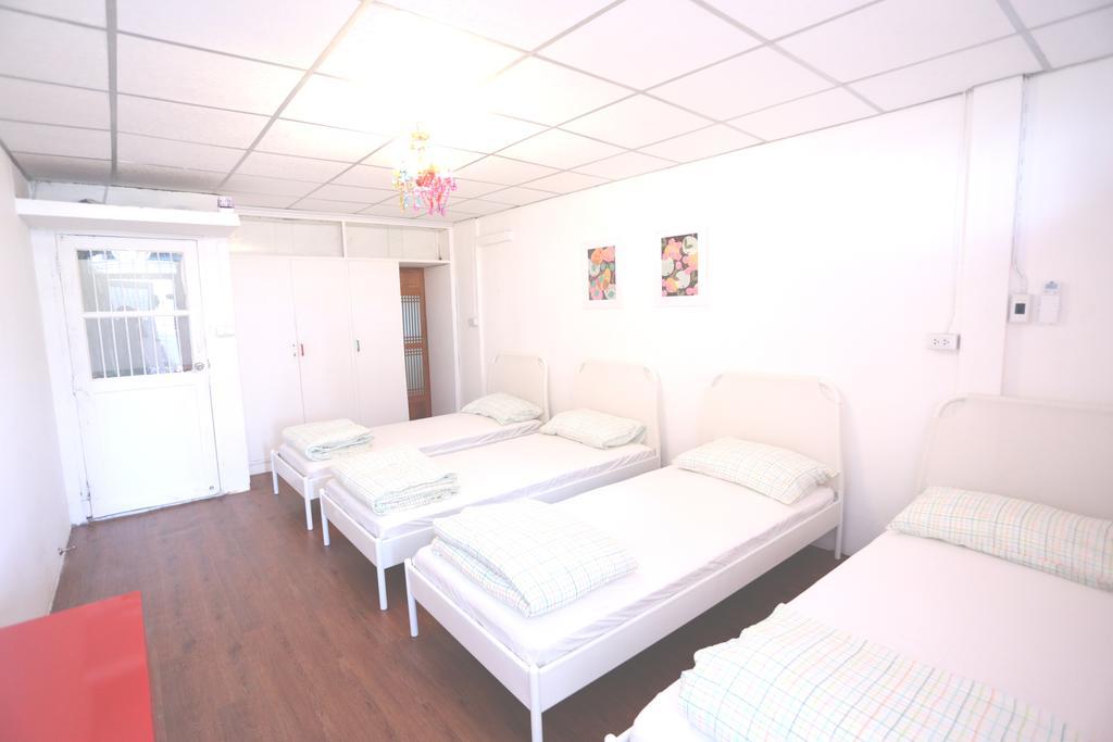 Blue Jasmine Hostel بانكوك الغرفة الصورة