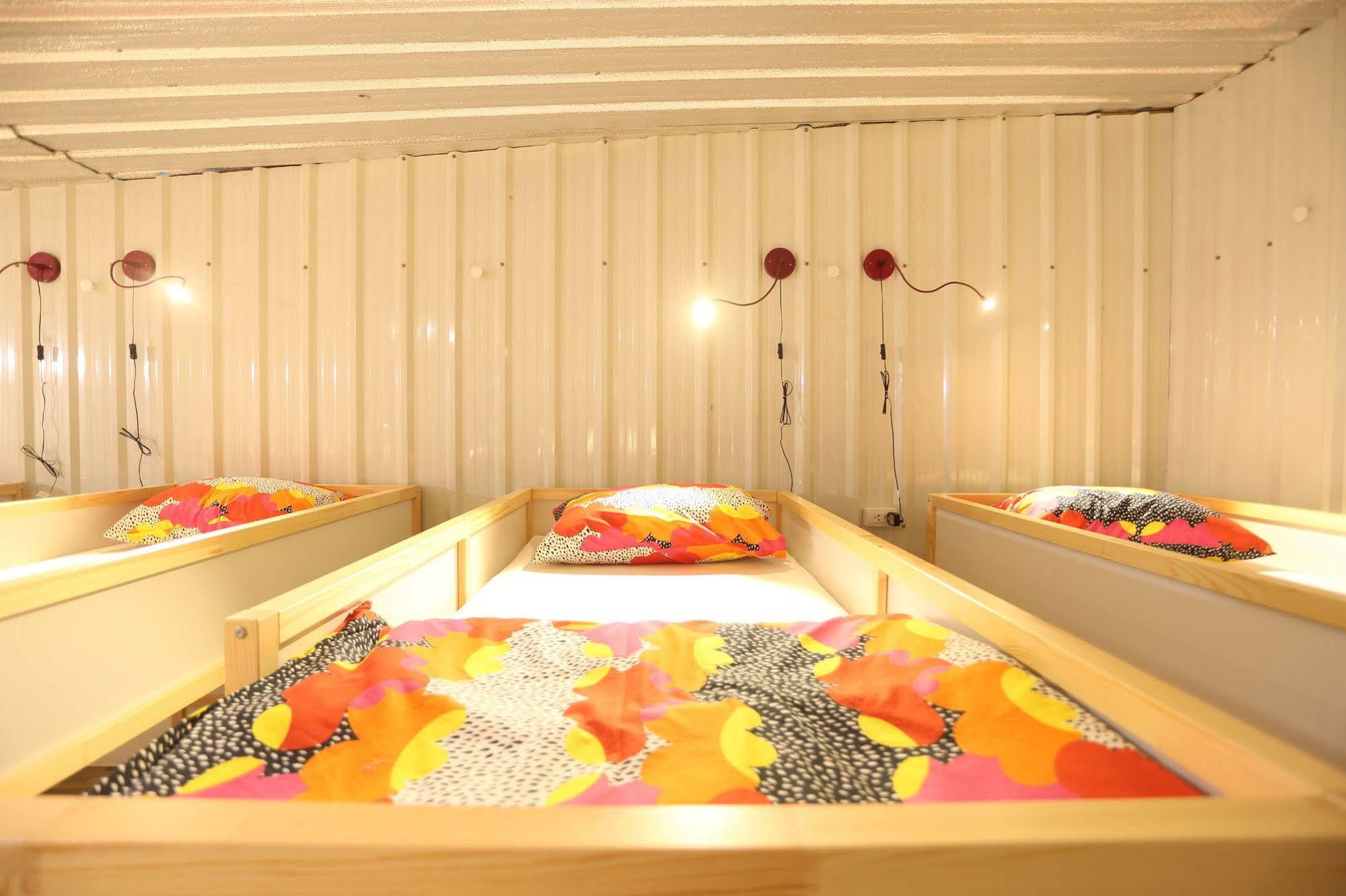 Blue Jasmine Hostel بانكوك المظهر الخارجي الصورة